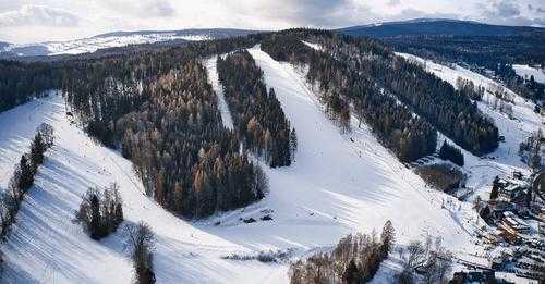 dronový záběr Myšáku, Malá Morávka, Ski aréna Karlov 