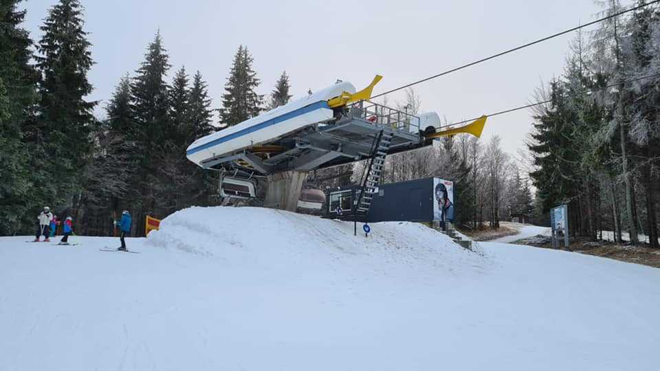 Foto stanice horního lyžařského vleku